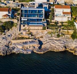 Luxury 7 Bedroom Dubrovnik Beachfront Villa with Infinity Pool, Sleeps 14